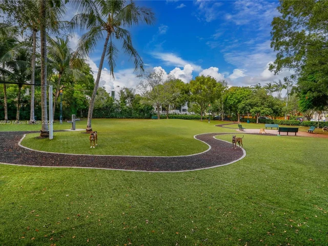 3058 Shipping Ave # 3, Miami FL 33133