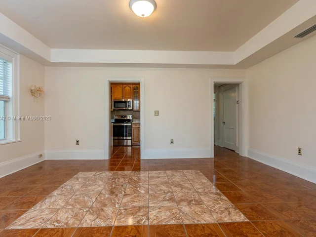 92 NW 20th St, Homestead FL 33030