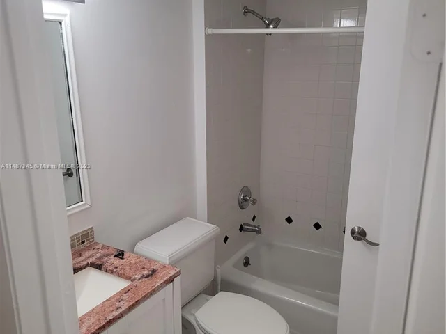 4500 SW 68th Ct Cir # 3, Miami FL 33155