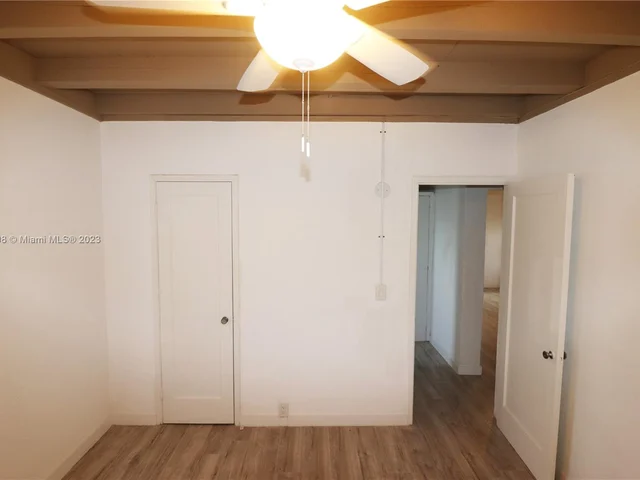 1040 NW 141st St # 0, Miami FL 33168