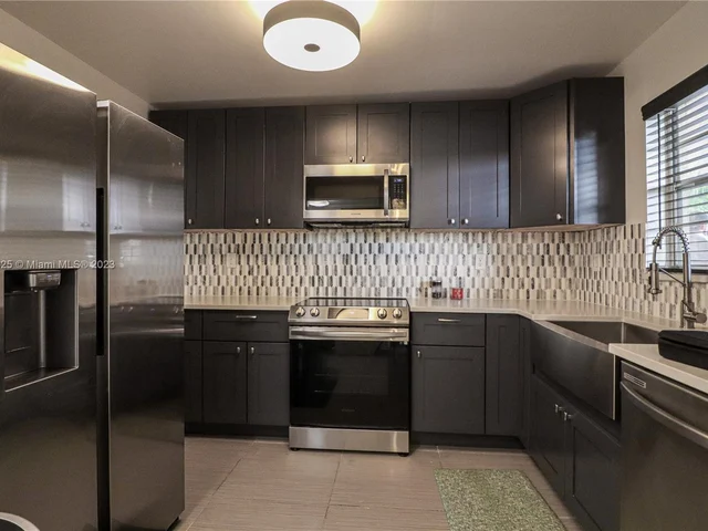 7981 S French Dr # 201, Pembroke Pines FL 33024