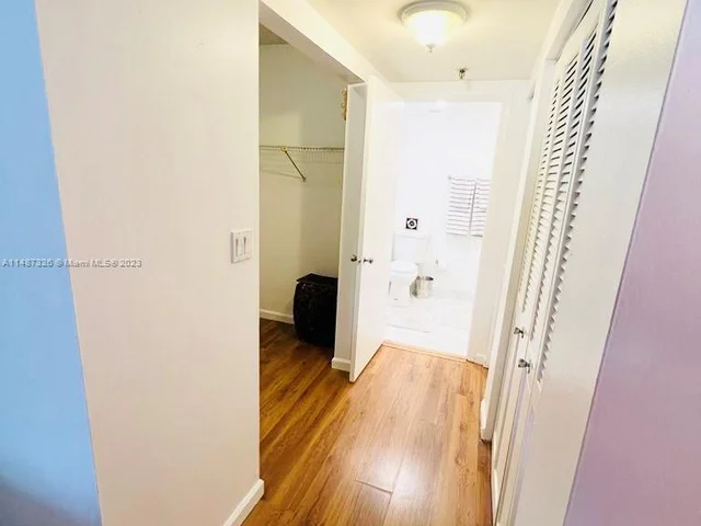 901 Hillcrest Dr # 109, Hollywood FL 33021