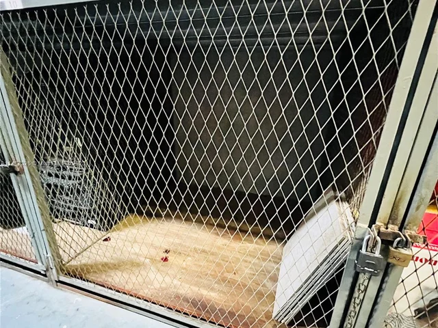 901 Hillcrest Dr # 109, Hollywood FL 33021