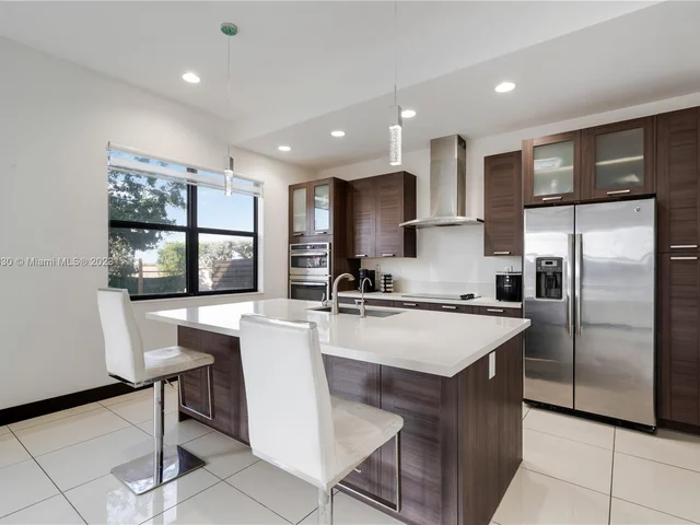 16065 SW 136th Ter, Miami FL 33196