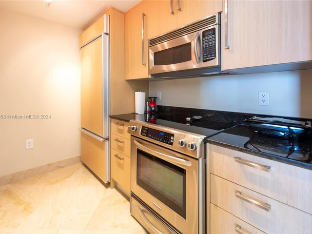 10275 Collins Ave # 1221, Bal Harbour FL 33154