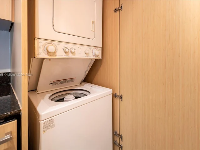 10275 Collins Ave # 1221, Bal Harbour FL 33154