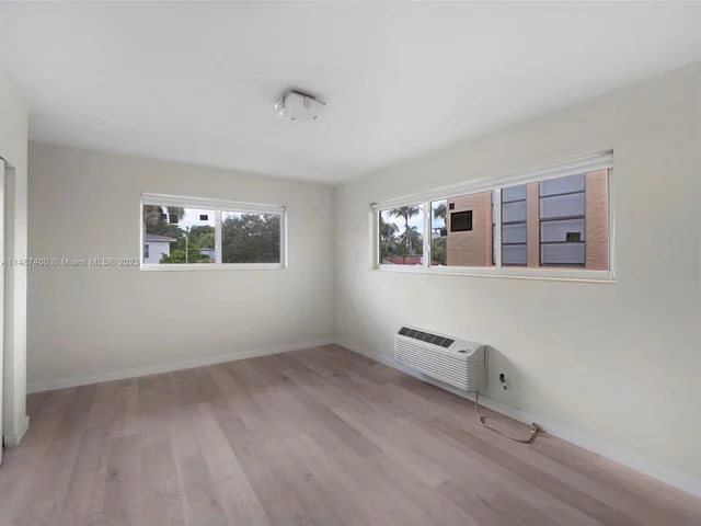 1525 Michigan Ave # 10, Miami Beach FL 33139