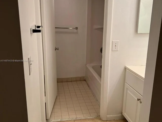 9984 Nob Hill Pl # 9984, Sunrise FL 33351