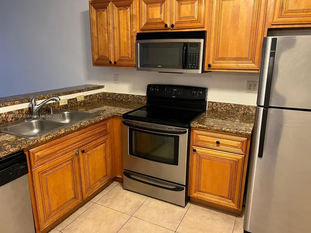 9984 Nob Hill Pl # 9984, Sunrise FL 33351