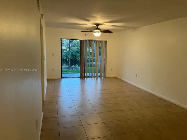 9984 Nob Hill Pl # 9984, Sunrise FL 33351