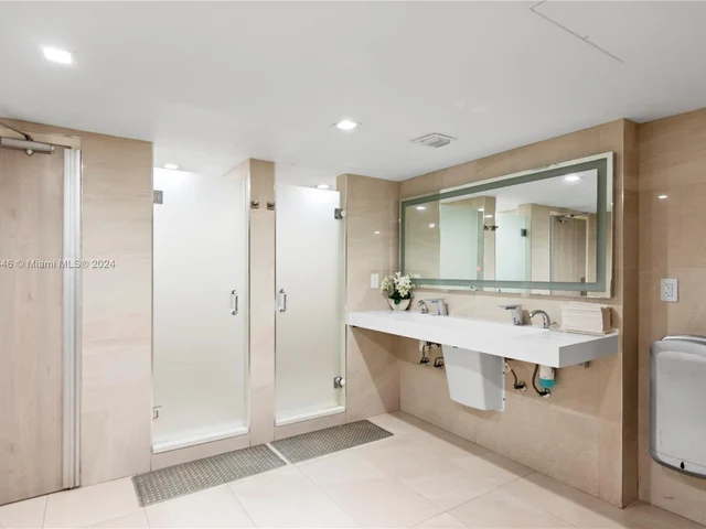 3500 Galt Ocean Dr # 702, Fort Lauderdale FL 33308