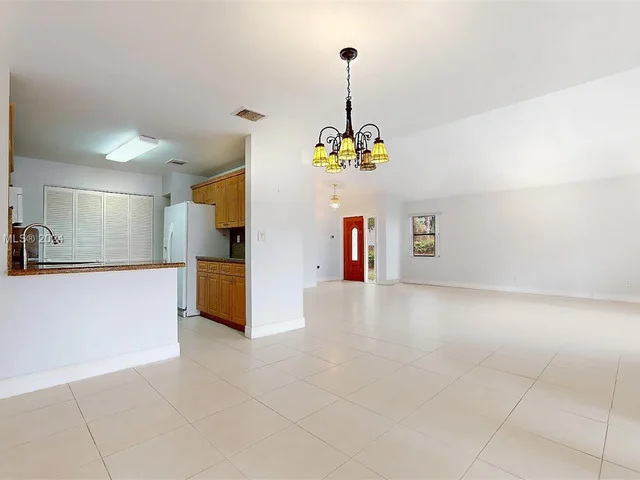 13522 SW 13th Ter # 0, Miami FL 33184