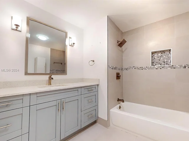 13522 SW 13th Ter # 0, Miami FL 33184