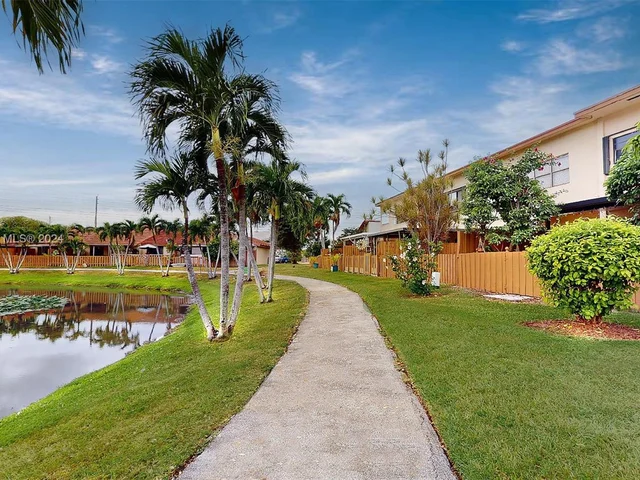 13522 SW 13th Ter # 0, Miami FL 33184