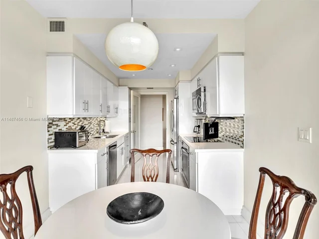 2800 Island Blvd # 1203, Aventura FL 33160