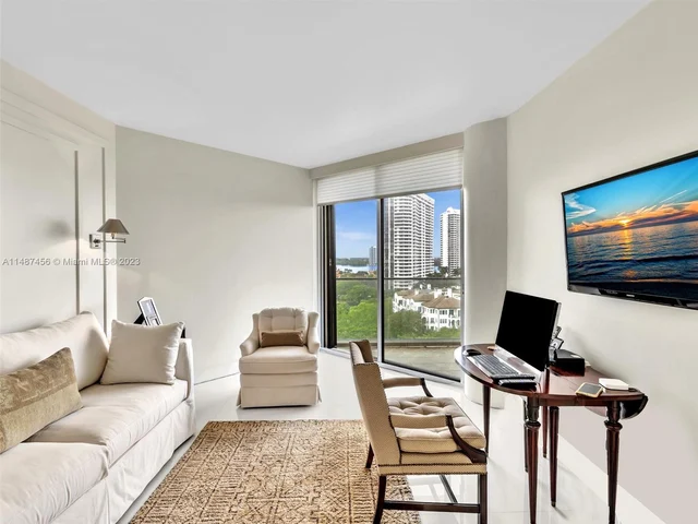 2800 Island Blvd # 1203, Aventura FL 33160