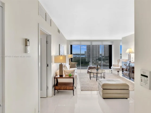 2800 Island Blvd # 1203, Aventura FL 33160