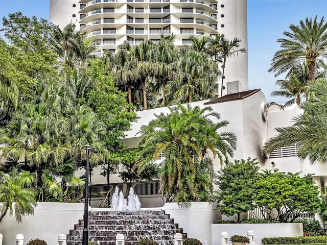 2800 Island Blvd # 1203, Aventura FL 33160