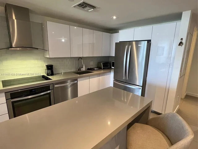 1600 NE 1st Ave # 1414, Miami FL 33132