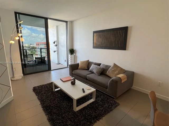 1600 NE 1st Ave # 1414, Miami FL 33132