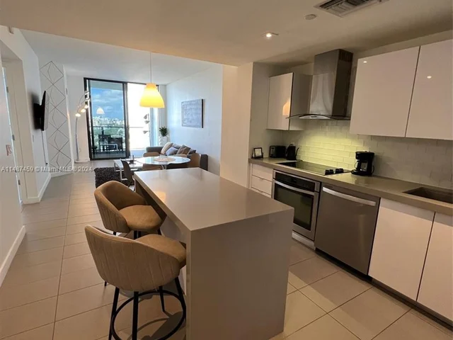 1600 NE 1st Ave # 1414, Miami FL 33132