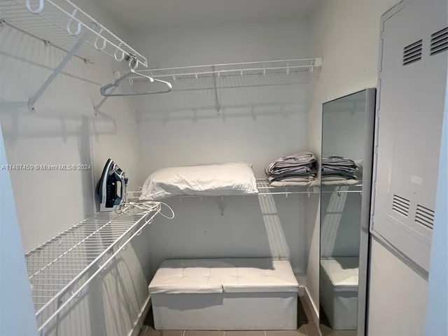 1600 NE 1st Ave # 1414, Miami FL 33132