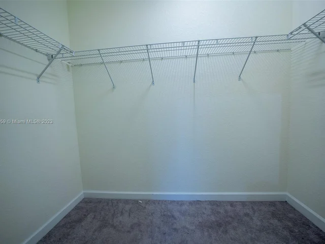 10575 W 33rd Way, Hialeah FL 33018