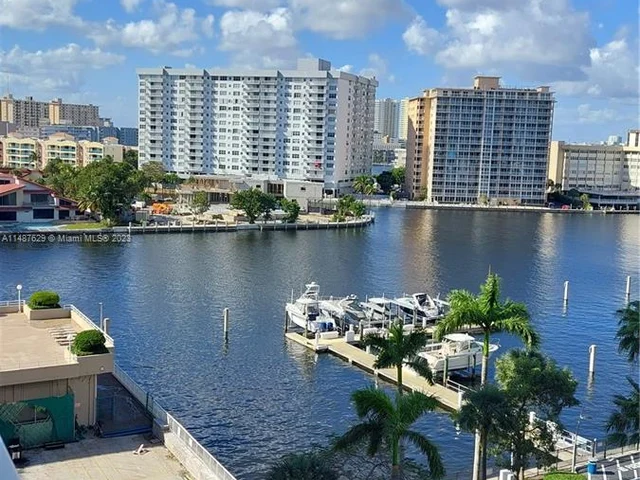 1965 S Ocean Dr # 7B, Hallandale Beach FL 33009