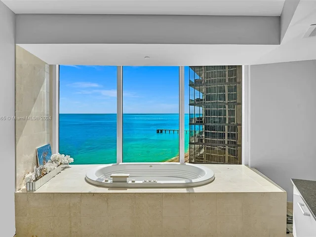 17201 Collins Ave # 3301, Sunny Isles Beach FL 33160