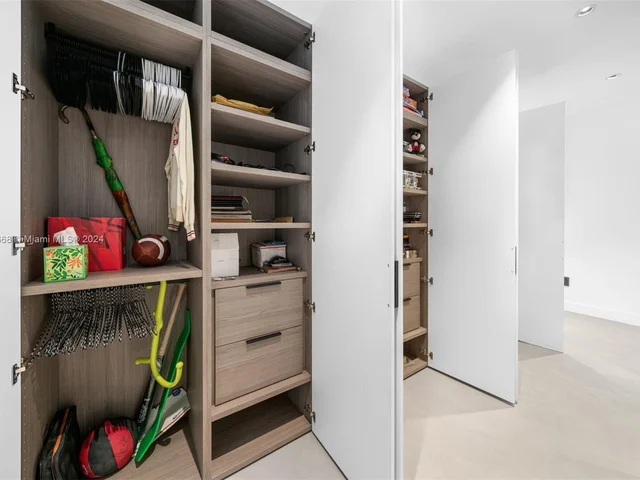 3301 NE 1st Ave # M0507, Miami FL 33137