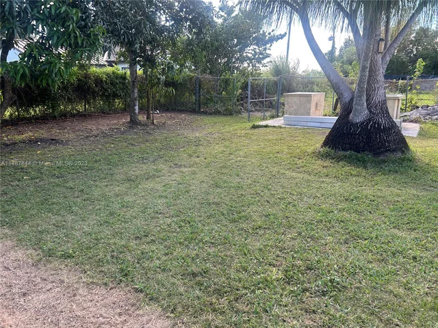 21050 SW 172nd Ave, Miami FL 33187