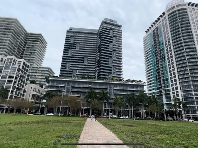 121 NE 34th St # 807, Miami FL 33137
