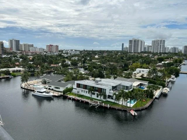 401 Golden Isles dr # 1105, Hallandale Beach FL 33009