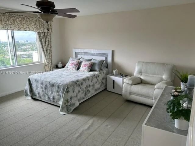 401 Golden Isles dr # 1105, Hallandale Beach FL 33009