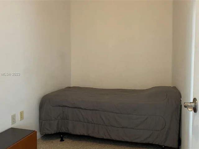 244 Biscayne Blvd # 3107, Miami FL 33132