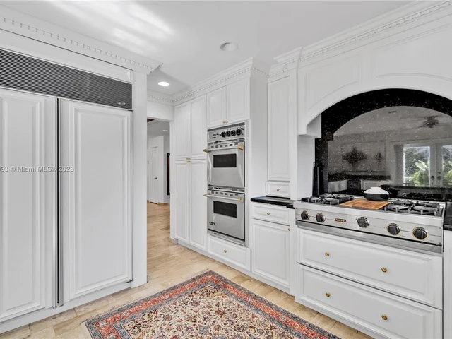 10280 SW 142nd St, Miami FL 33176