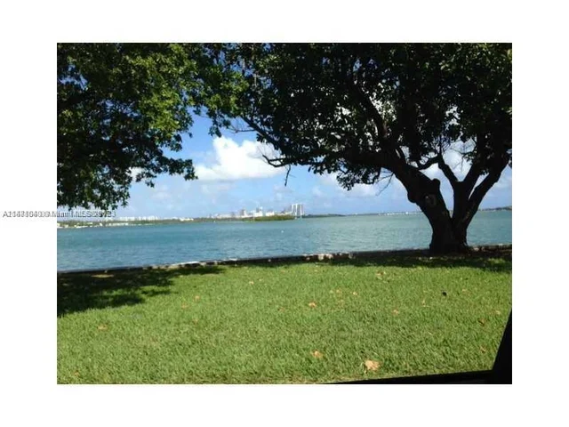 1075 93rd St # 403, Bay Harbor Islands FL 33154