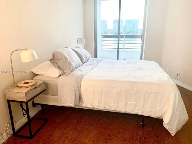 19101 Mystic Pointe Dr # 1104, Aventura FL 33180