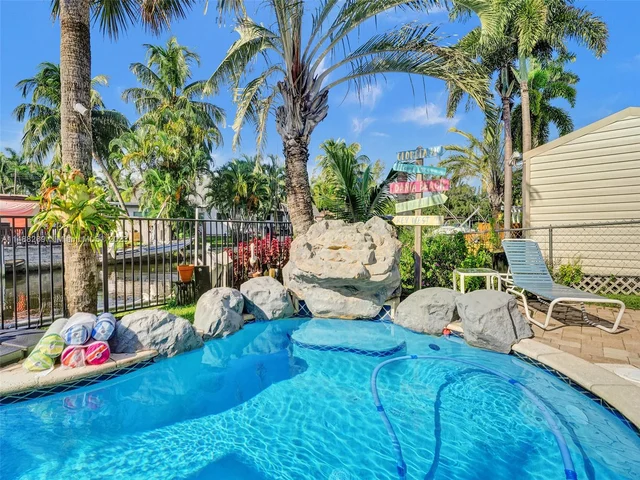 1433 Nautilus Isle, Dania Beach FL 33004