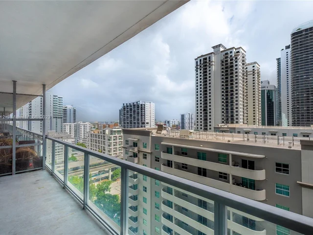 1111 SW 1st Ave, Miami FL 33130