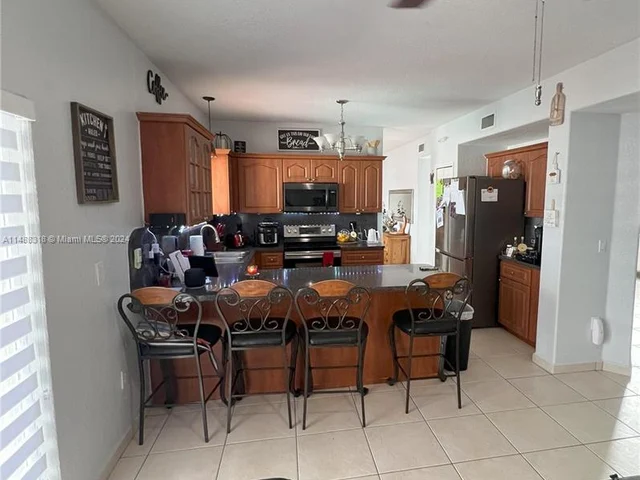 15973 SW 53rd Ter, Miami FL 33185
