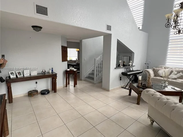 15973 SW 53rd Ter, Miami FL 33185