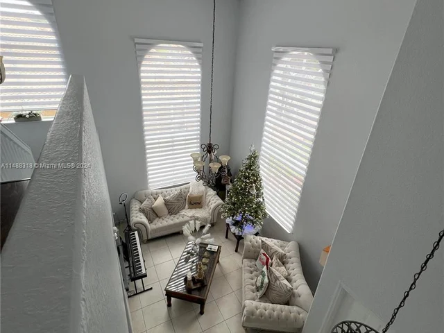 15973 SW 53rd Ter, Miami FL 33185