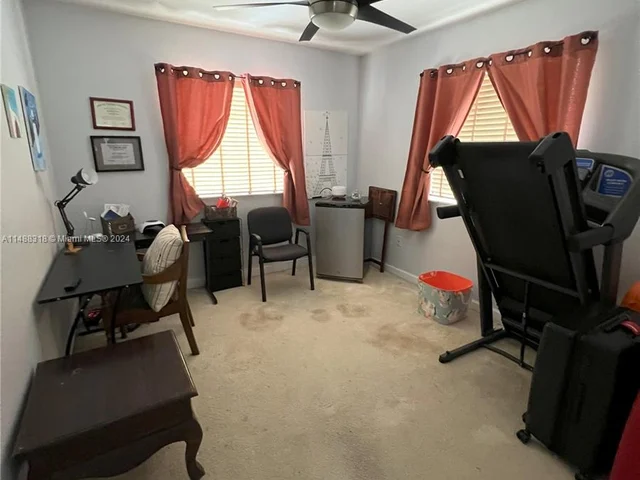 15973 SW 53rd Ter, Miami FL 33185