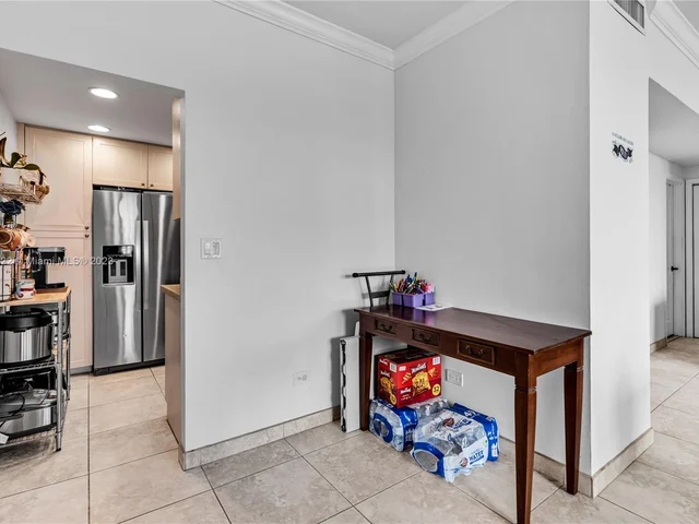 700 Biltmore Way # 802, Coral Gables FL 33134