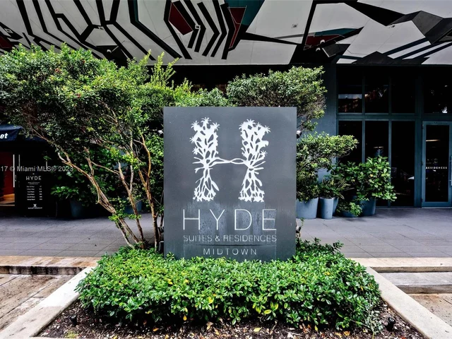 121 NE 34th St # 909, Miami FL 33137