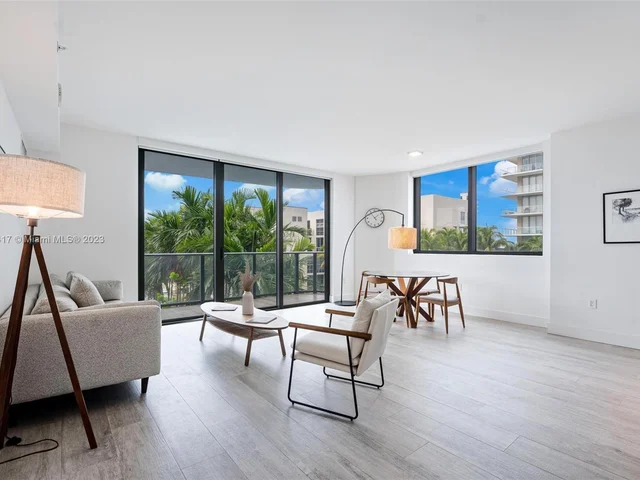 121 NE 34th St # 909, Miami FL 33137