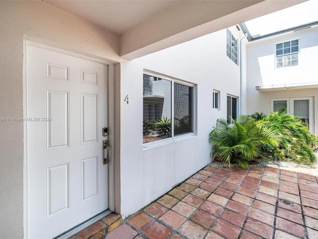 2918 Bird Ave # 4, Miami FL 33133