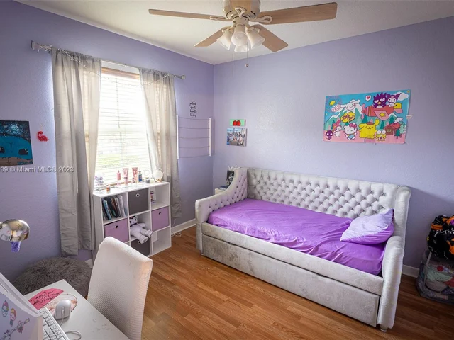 1100 SE 16th Ave, Homestead FL 33035