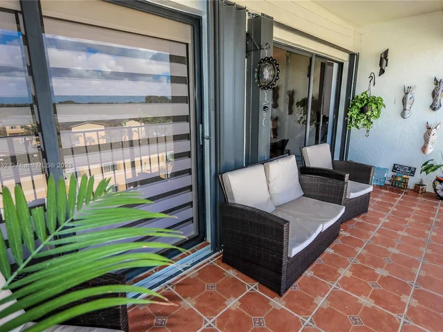 14203 SW 66th St # 503, Miami FL 33183